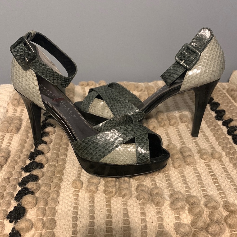 White House/Black Market Grey Snakeskin Heeled Sandal ,Size 7 1/2